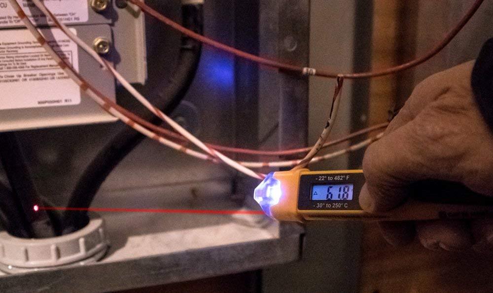 גלאי מתח מקצועי ללא מגע KLEIN TOOLS NCVT-4IR